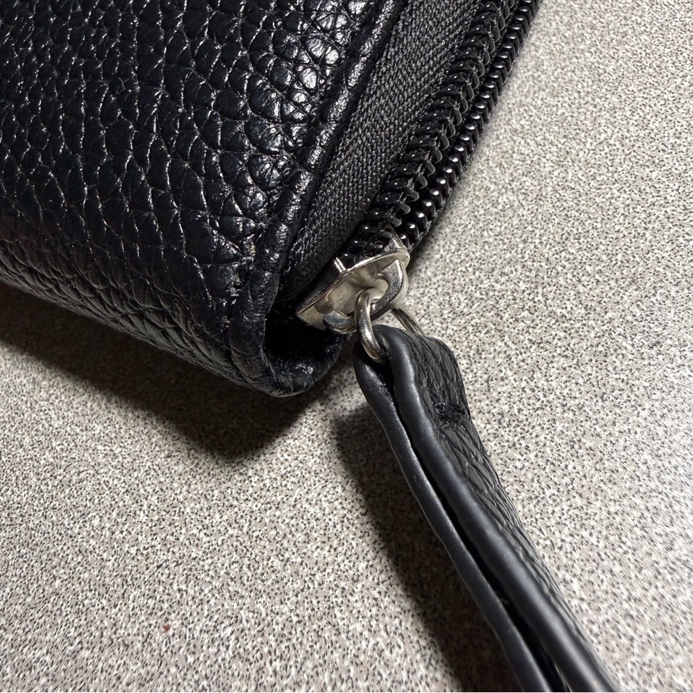 Nine West Black Pebbled Long Zip Around Wallet NEW (M1) - Picture 3 of 11